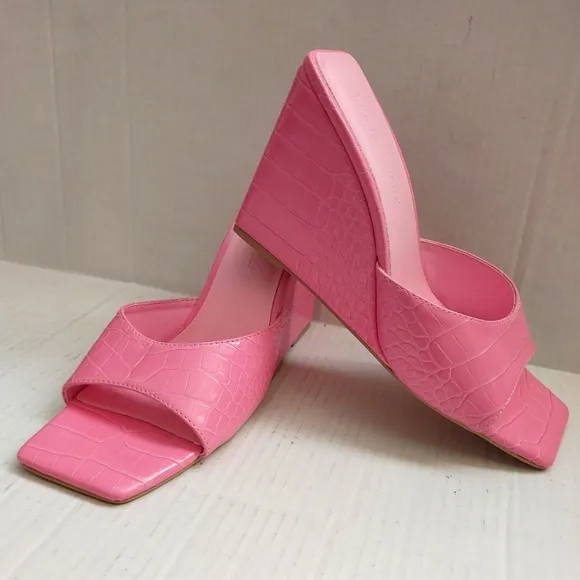 Princess Polly Open Toe Wedge Shoes Size 10
