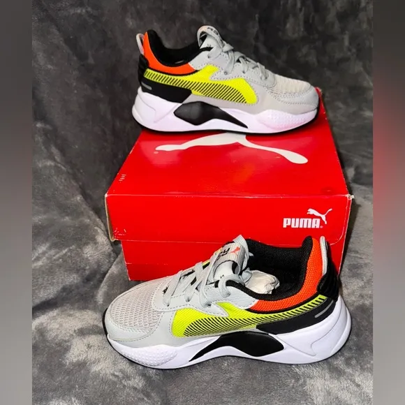Puma RS-X Hard Drive PS size 12.5 kids high rise-yellow alert (Brand new in box)