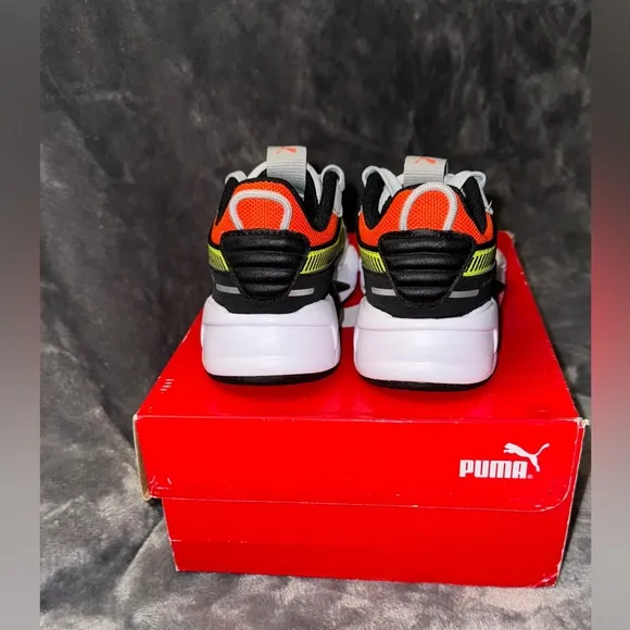 Puma RS-X Hard Drive PS size 12.5 kids high rise-yellow alert (Brand new in box)