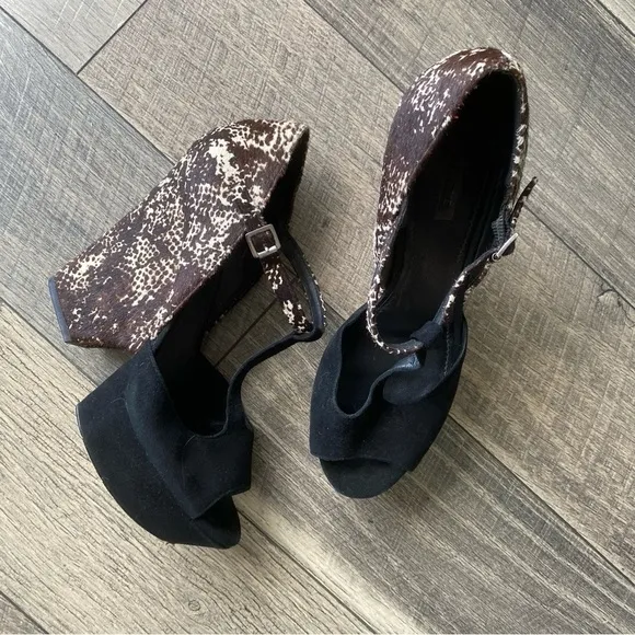Rachel Zoe Black Suede Animal Print Platform Wedge Heels T-strap Open Toe Sz 11