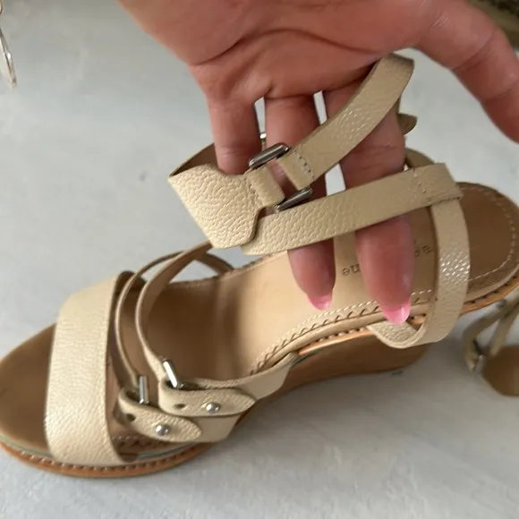 Rag &amp; Bone Pebble Leather Size 6 Made New York Womens Wedge Sandal Strappy Cream