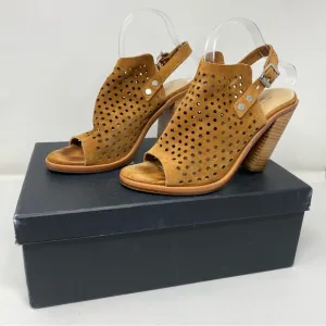 Rag &amp; Bone Wyatt Chunky Heel Slingback Sandal Womens Sz 39.5 Perforated suede