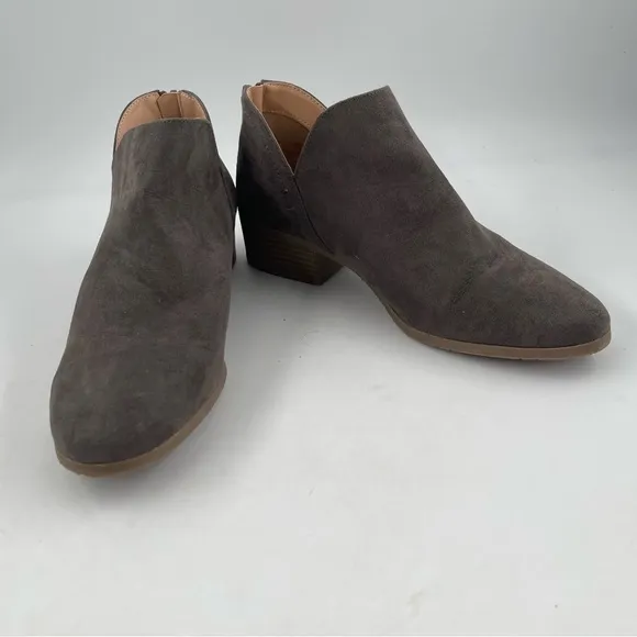 Reaction Kenneth Cole Side Skip Gray Ankle Back Zip Booties - Size 7.5