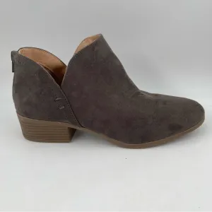 Reaction Kenneth Cole Side Skip Gray Ankle Back Zip Booties - Size 7.5