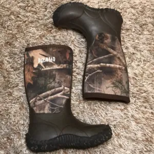 Red Head Brand Co. rain boots