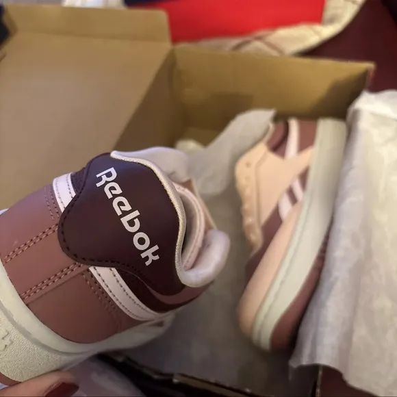Reebok Kids Shoes in Pink and Brown