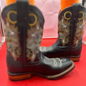 Reiego goatskin leather cowboy boots