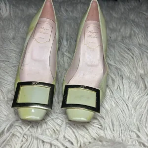 Roger Vivier Dec. Belle Trompette Luxury Designer Leather Court Shoes