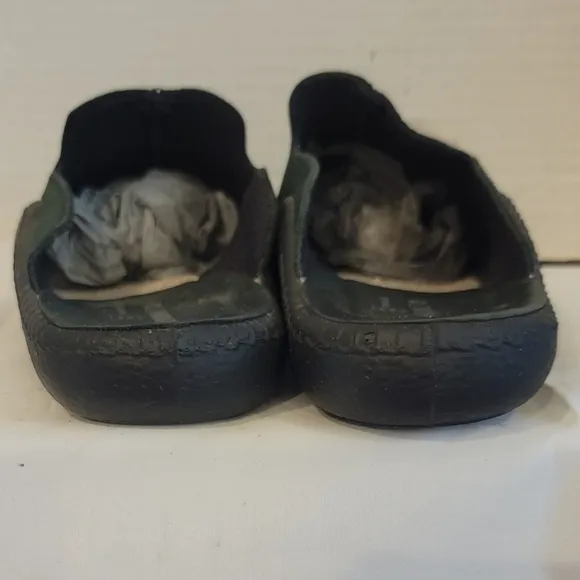ROMIKA DARK GREEN SLIDES‎ MULES CLOGS (US 10 or Euro 41)