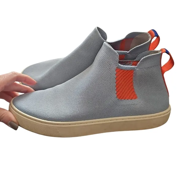 Rothys Chelsea high top sneakers boots light blue sz 9.5 SH421