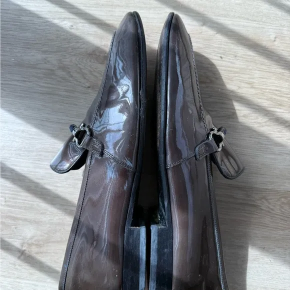 Salvatore Ferragamo 35VF 75440 Q19 bronze patent leather shoes size 9.5