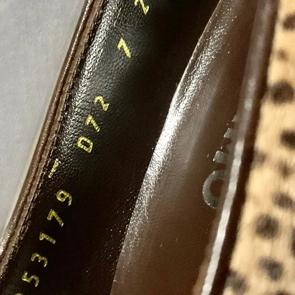 Salvatore Ferragamo Animal Print Calf Hair Luxury Designer Heels Size 7 2A
