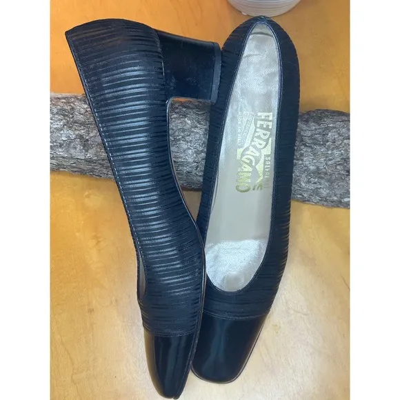 Salvatore Ferragamo Block Heel Pumps Black Patent Leather Trim 7.5 A