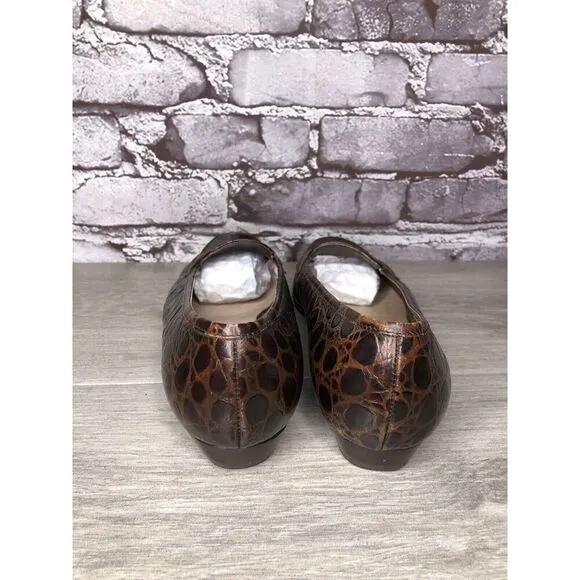 Salvatore Ferragamo Boutique Brown Leather Croc Print Pump Shoes Women Sz 9B US