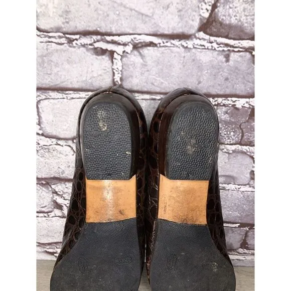 Salvatore Ferragamo Boutique Brown Leather Croc Print Pump Shoes Women Sz 9B US