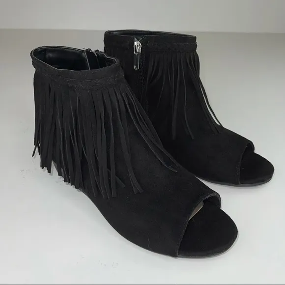 Sam Edelman Kelly Fringe Black Peep Toe Wedge 5