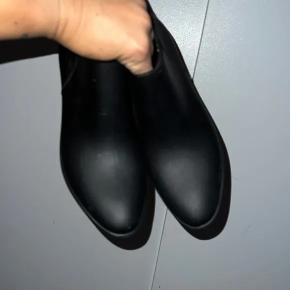 Sam Edelman petty black rain boots