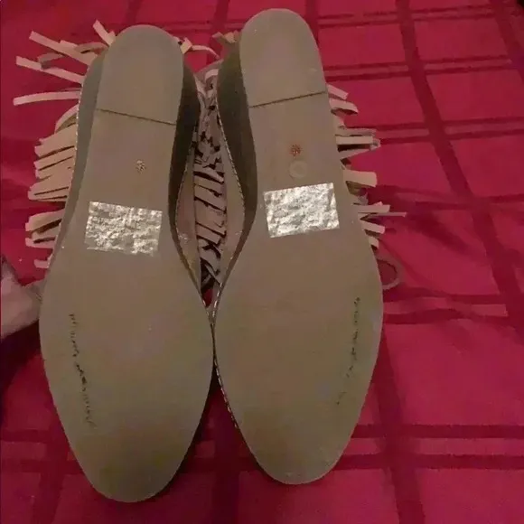 Sam Edelman women’s suede boots.