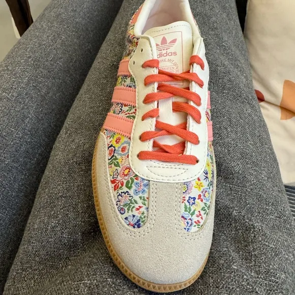 SAMBA OG LIBERTY LONDON Adidas Floral Pink Sneakers