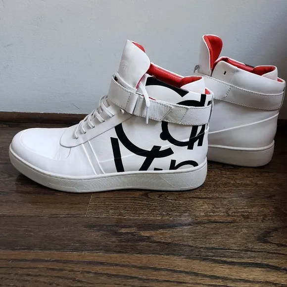 *Sample* NEW CALVIN KLEIN NAVIN NAPA