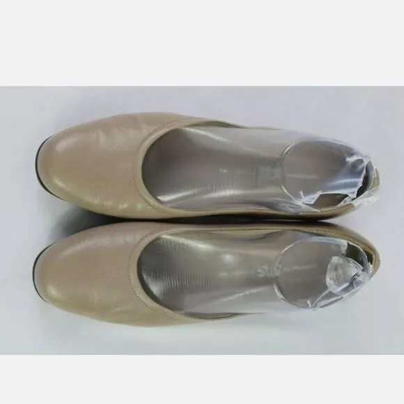 SAS Regina Women's Shoes Size 8N Leather Pumps Made in Italy.