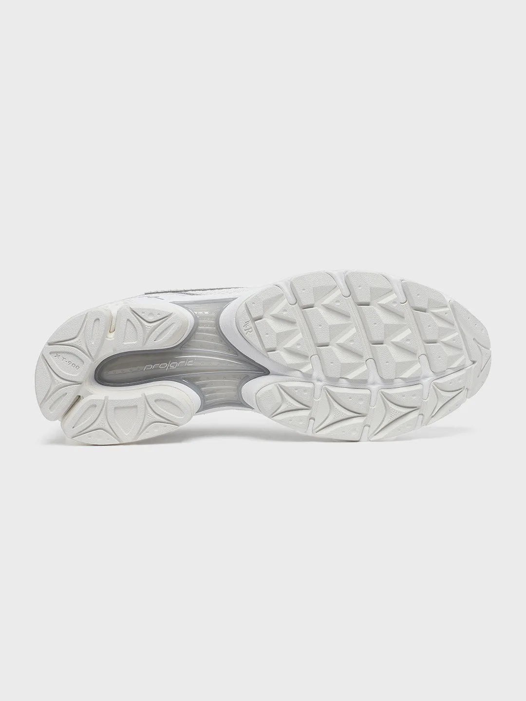 Saucony Progrid Triumph 4 Sneakers | White/Silver