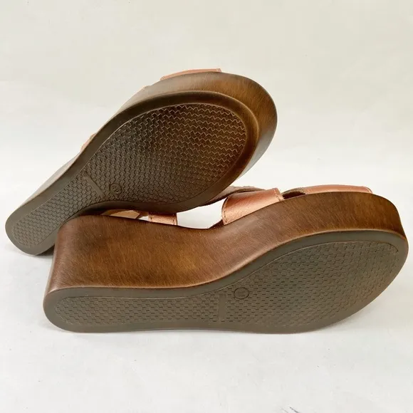 SBICCA Daytons Platform Leather Sandals in Metallic Coral Size 9M New
