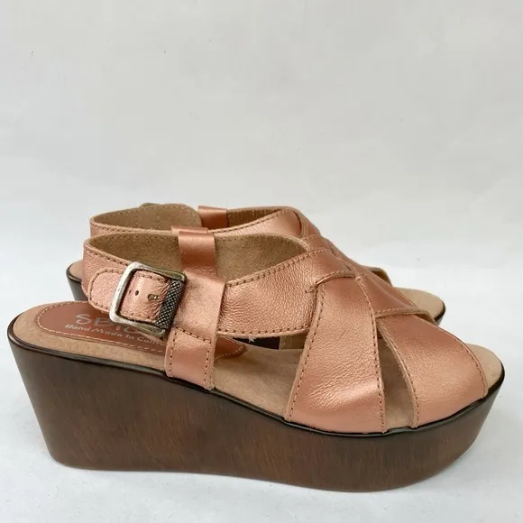 SBICCA Daytons Platform Leather Sandals in Metallic Coral Size 9M New