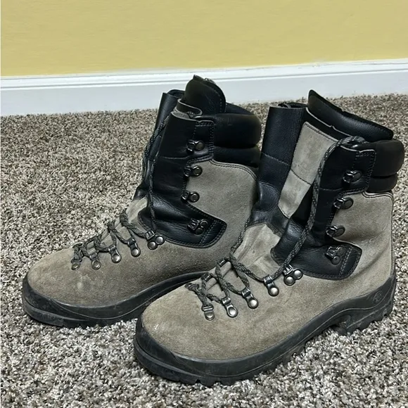 Scarpa fuego size 9