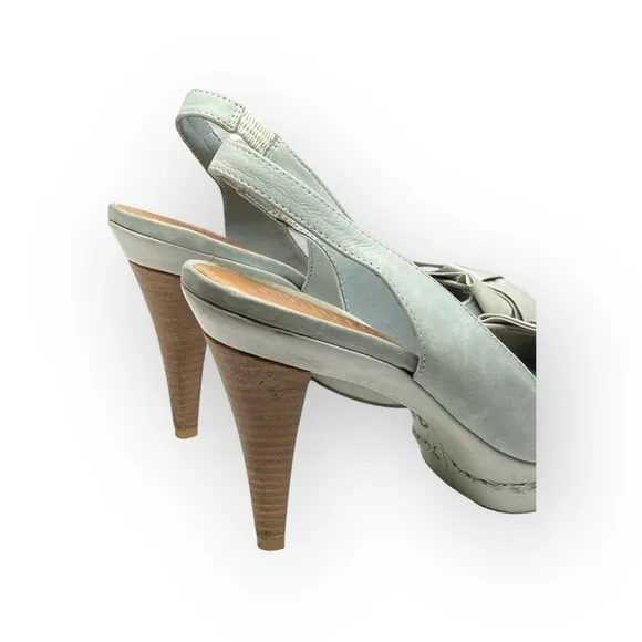 Schutz ♥︎ Retro Pin Up Slingback Platform Heeled Sandals ♥︎ Baby Blue Leather