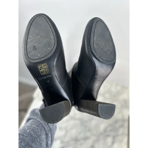 See By Chloe Womens Black Leather Buckle Block Heel SB Booties Shoes Sz 40