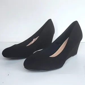 Seychelles Gertrude Heels Women's 8.5 Black Suede Leather Wedge Slip On NWOT