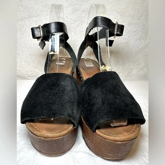 Seychelles women’s sandal “Forward Wedge” black suede strappy ankle wrap strap