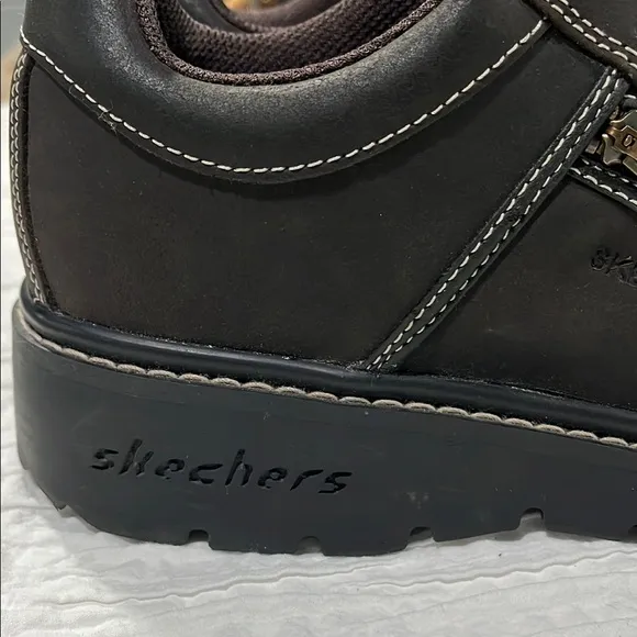 Skechers shoes tredds leather brown women’s size 10