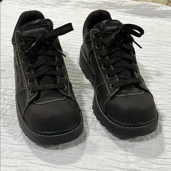 Skechers shoes tredds leather brown women’s size 10