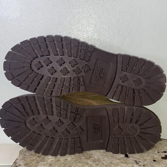 Sketchers Women’s Brown Distressed Nubuck Leather Oxford Lace Up Chunky Shoe 8.5