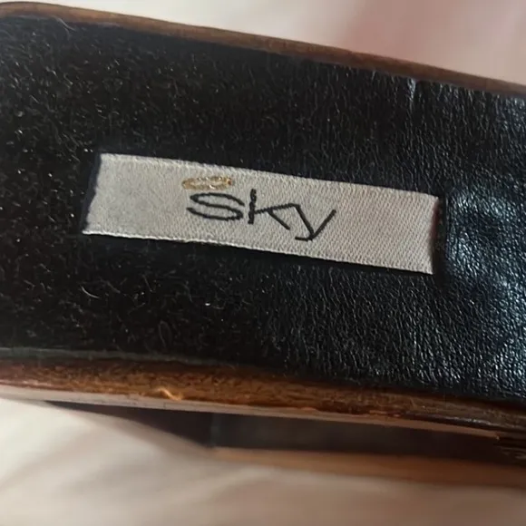 SKY WOMEN’S UNIQUE WEDGE SHOES size 7