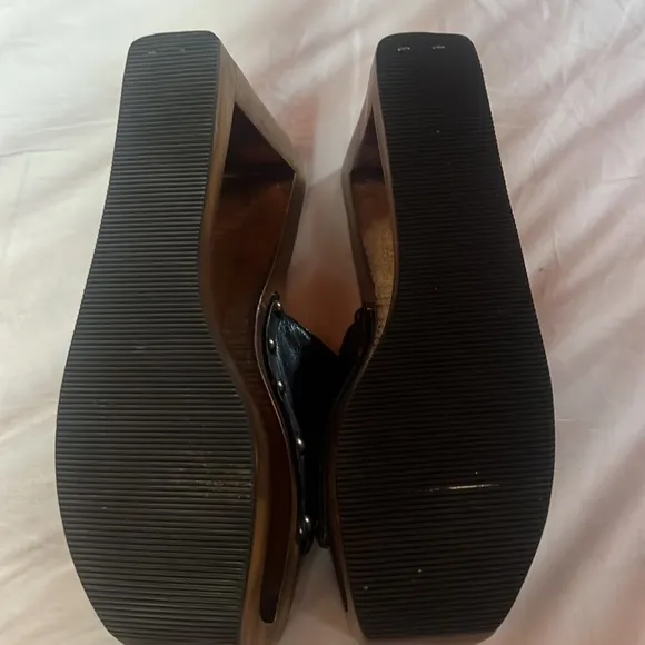 SKY WOMEN’S UNIQUE WEDGE SHOES size 7