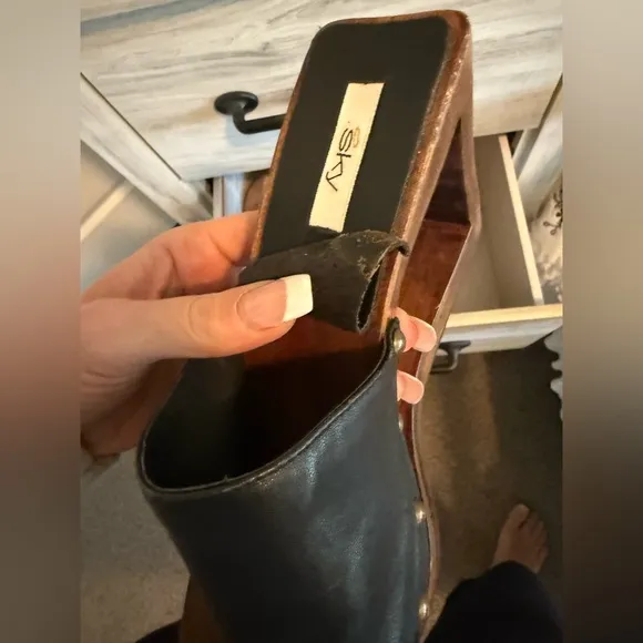 SKY WOMEN’S UNIQUE WEDGE SHOES size 7
