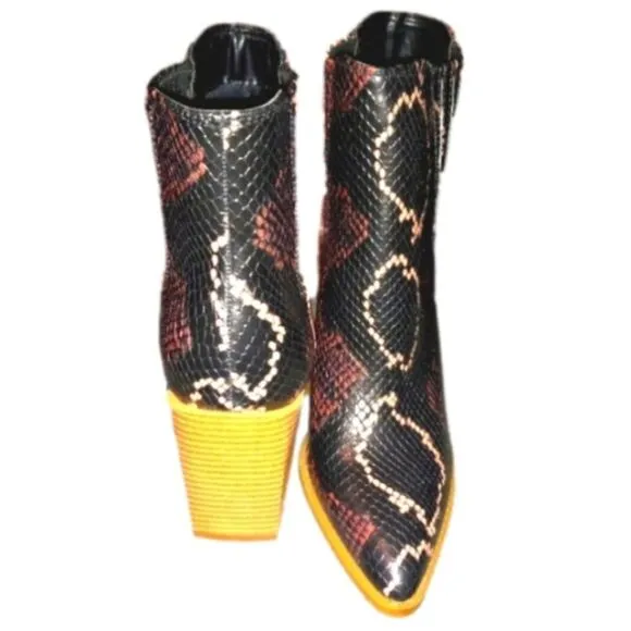 SNAKE SKIN MULTICOLOR BEAUTIFUL LADIES BOOTS SZ 6