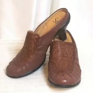 Sofft Leather Clogs (size 7M)