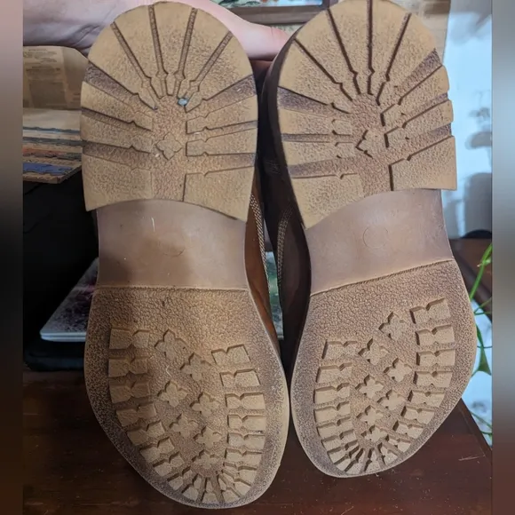 Sonoma boots