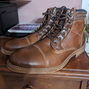 Sonoma boots