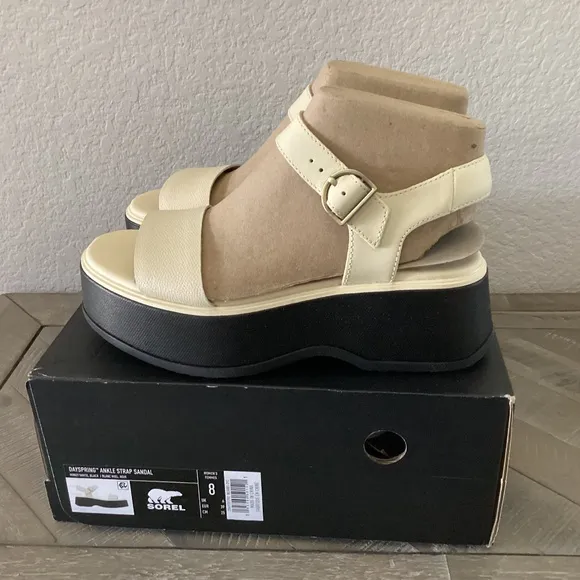 Sorel Dayspring Ankle-Strap Platform Sandals, size 8