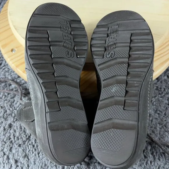 Sorel Evie Hidden Wedge Boots Womens Size 7.5 Suede Gray Lace Up Ankle Booties