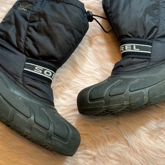 Sorel Insulated Youth Cub Black Snow Boots sz 7