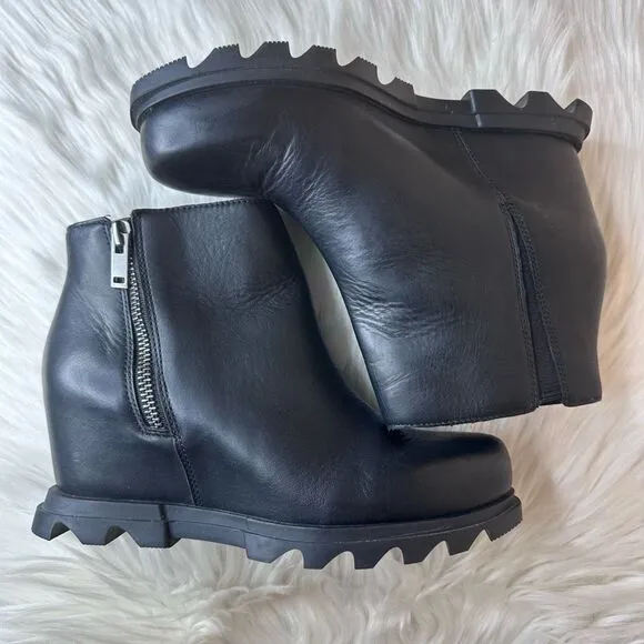 Sorel JOAN OF ARCTIC™ WEDGE III ZIP BOOTIE Size 8.5