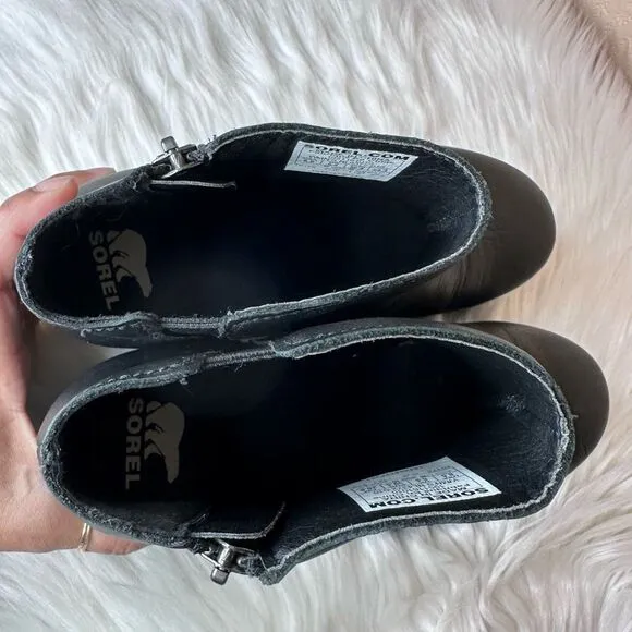 Sorel JOAN OF ARCTIC™ WEDGE III ZIP BOOTIE Size 8.5