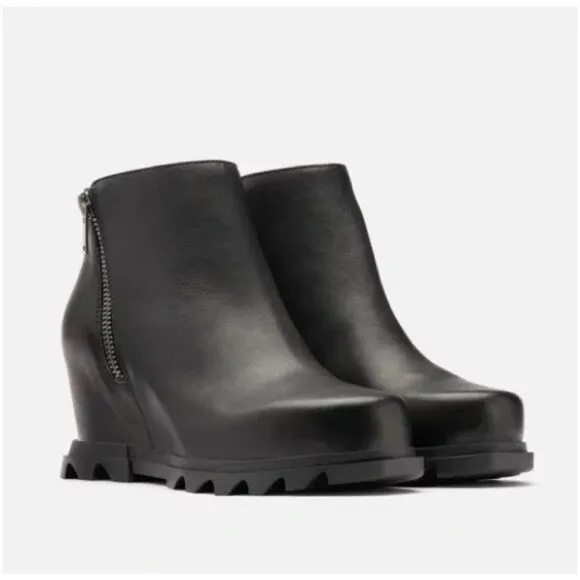 Sorel JOAN OF ARCTIC™ WEDGE III ZIP BOOTIE Size 8.5