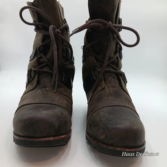 Sorel Joan of Arctic Wedge Midi Boot size9